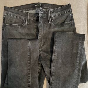 Black skinny jeans, great condition